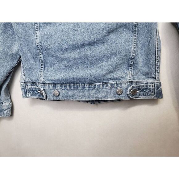 BDG Oversized Women's Denim Trucker Jean Jacket Light Wash Button Front - Picture 8 of 9